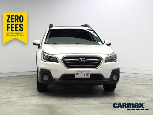 White 2019 Subaru Outback 3.6R Limited