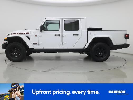 White 2021 Jeep Gladiator Mojave