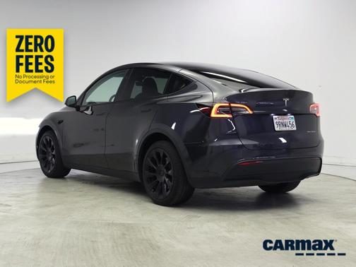 Gray 2025 Tesla Model Y Long Range
