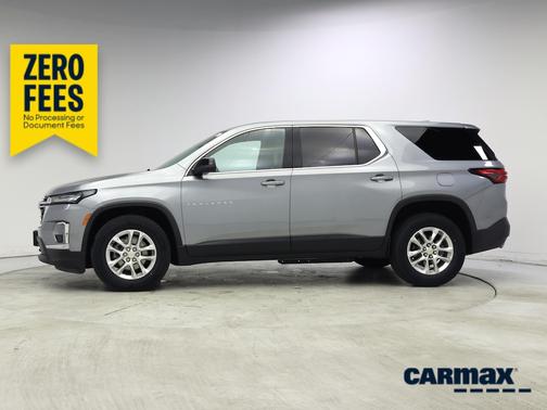 Gray 2023 Chevrolet Traverse LS