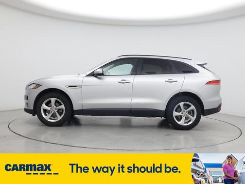 2018 Jaguar F-PACE Premium