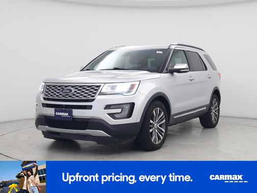 Silver 2017 Ford Explorer Platinum