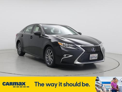 2018 Lexus ES 300h