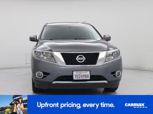 Gray 2016 Nissan Pathfinder SV