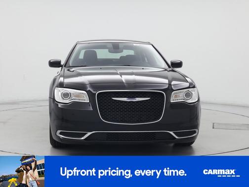 2023 Chrysler 300 Touring
