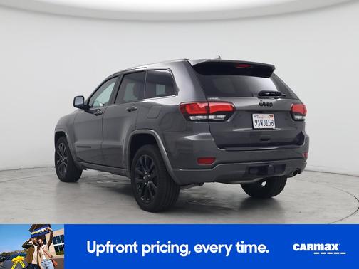 Gray 2017 Jeep Grand Cherokee Altitude