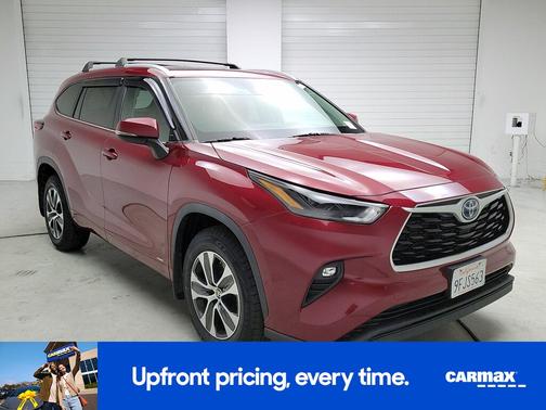 2023 Toyota Highlander Hybrid XLE