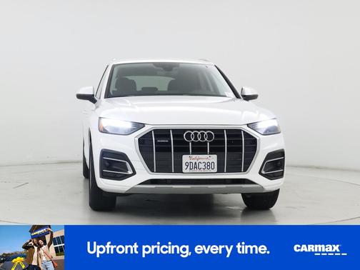 White 2023 Audi Q5 Premium