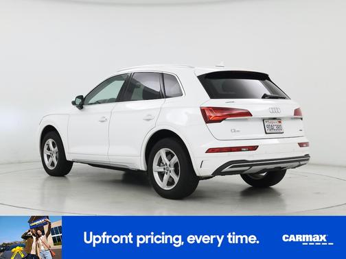 White 2023 Audi Q5 Premium