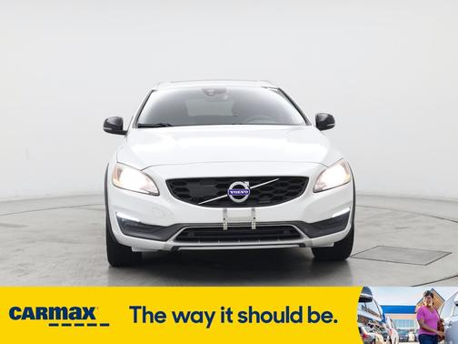 2016 Volvo V60 Cross Country T5