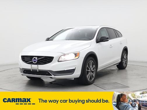 2016 Volvo V60 Cross Country T5