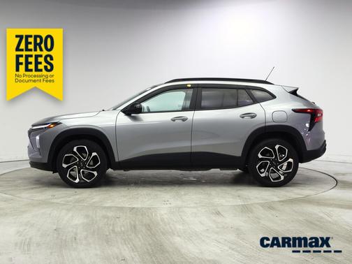 Gray 2024 Chevrolet Trax 2RS
