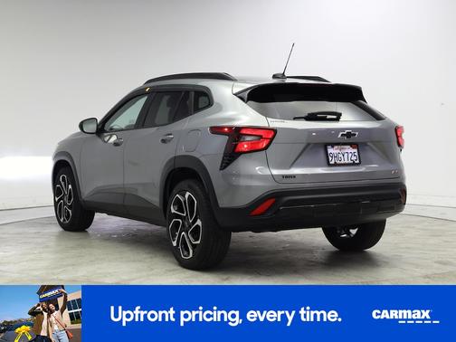 Gray 2024 Chevrolet Trax 2RS