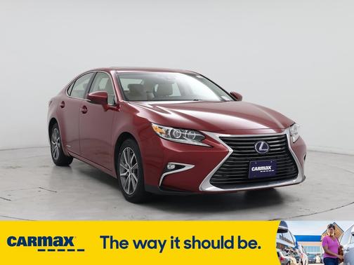 2017 Lexus ES 300h
