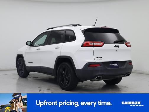White 2015 Jeep Cherokee Latitude