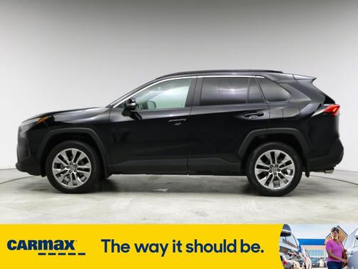 2022 Toyota RAV4 XLE Premium
