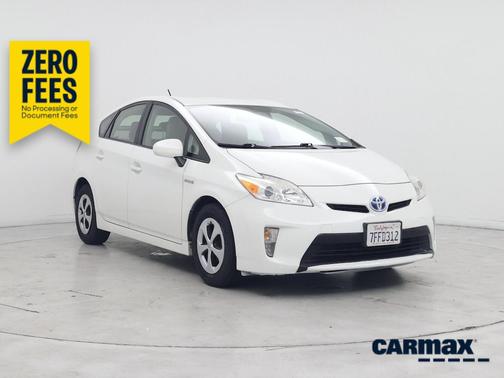 White 2014 Toyota Prius Three