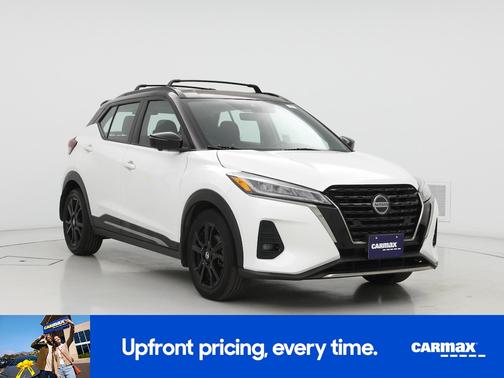 2021 Nissan Kicks SR