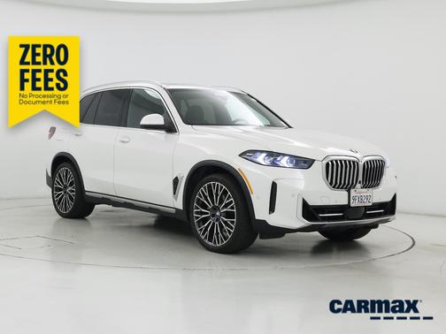 White 2024 BMW X5 xDrive40i