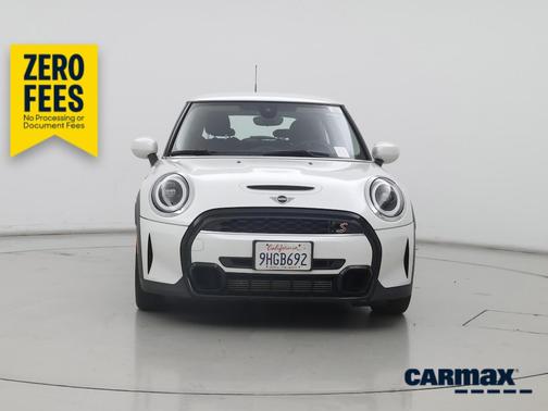 White 2024 MINI Hardtop S