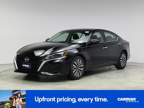 2023 Nissan Altima SV