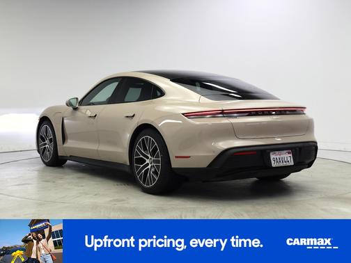 2022 Porsche Taycan 