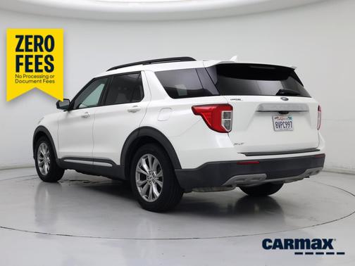 White 2021 Ford Explorer XLT