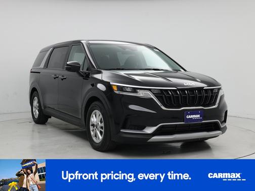 Black 2024 Kia Carnival LX Seat Package