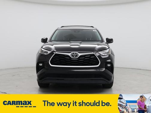 2020 Toyota Highlander LE