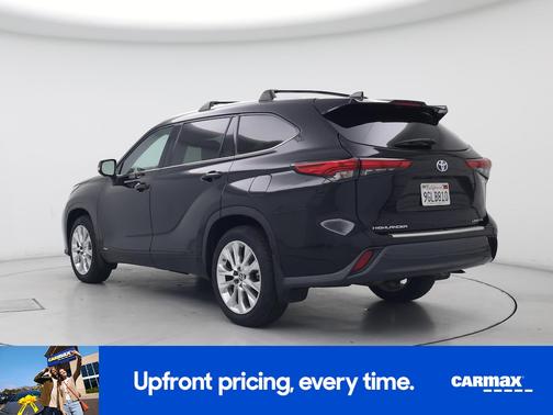 Black 2023 Toyota Highlander Hybrid Limited