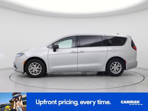 Silver 2024 Chrysler Pacifica Touring L