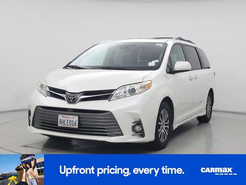 2019 Toyota Sienna XLE