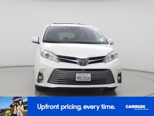 2019 Toyota Sienna XLE