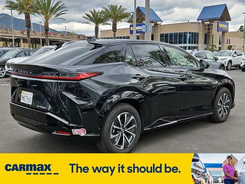 2024 Lexus RZ 300e Premium