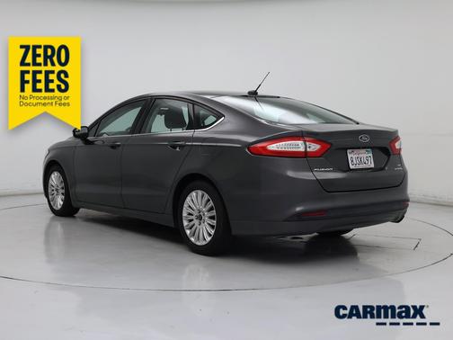 Silver 2016 Ford Fusion Hybrid SE