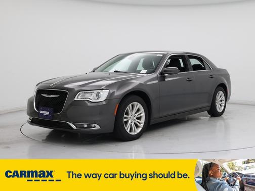 2021 Chrysler 300 Touring