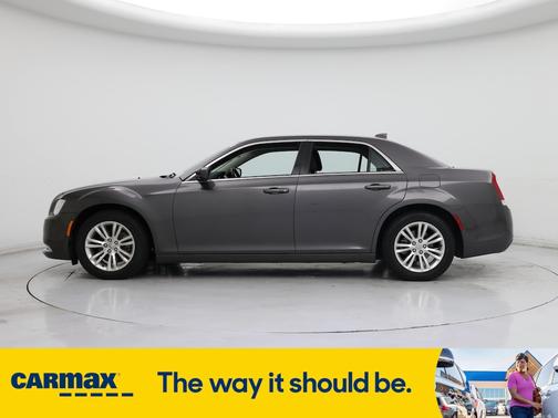 2021 Chrysler 300 Touring