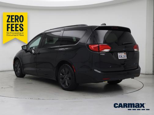 Black 2019 Chrysler Pacifica Hybrid Limited