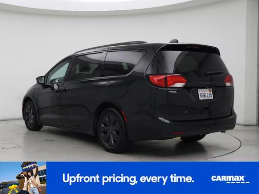 Black 2019 Chrysler Pacifica Hybrid Limited