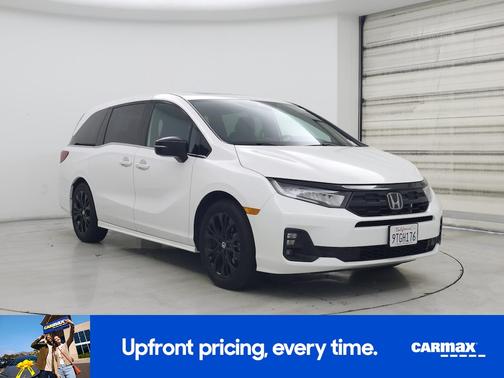 White 2025 Honda Odyssey Sport-L