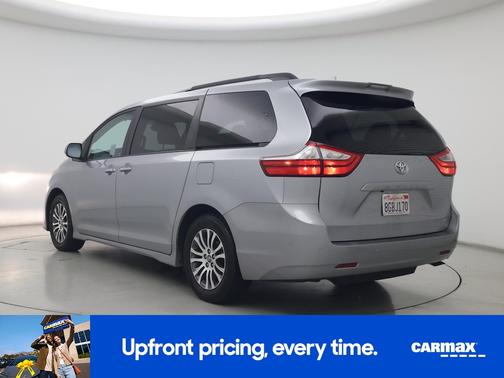 2018 Toyota Sienna XLE