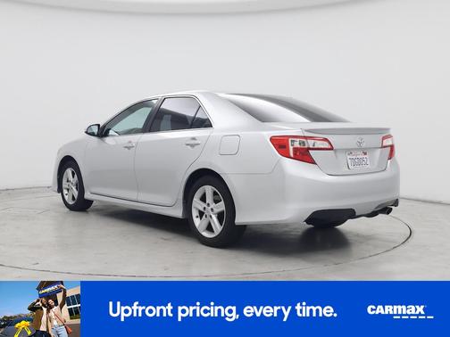 Gray 2014 Toyota Camry SE
