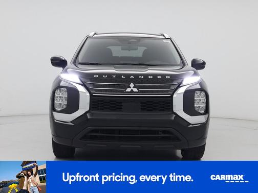 Black 2024 Mitsubishi Outlander ES