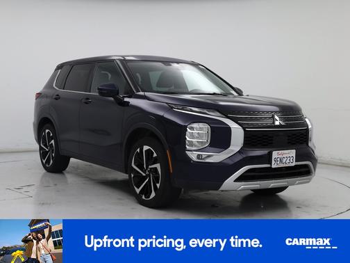 2023 Mitsubishi Outlander SE