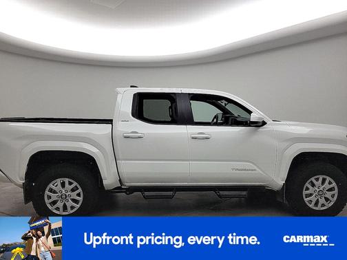 White 2024 Toyota Tacoma SR5