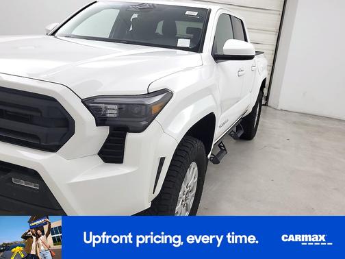 White 2024 Toyota Tacoma SR5
