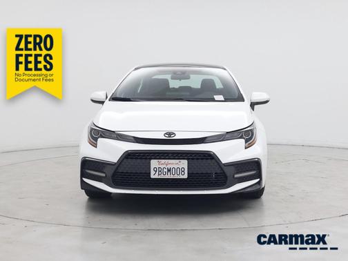 White 2022 Toyota Corolla SE
