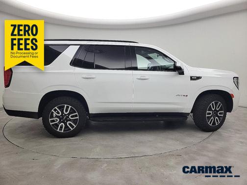 White 2022 GMC Yukon AT4
