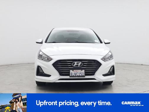 White 2019 Hyundai SONATA SE