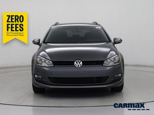 Silver 2017 Volkswagen Golf SE